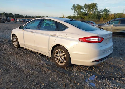 2014 Ford Fusion Se z USA, uszkodzony, nr VIN 3FA6P0H77ER276230